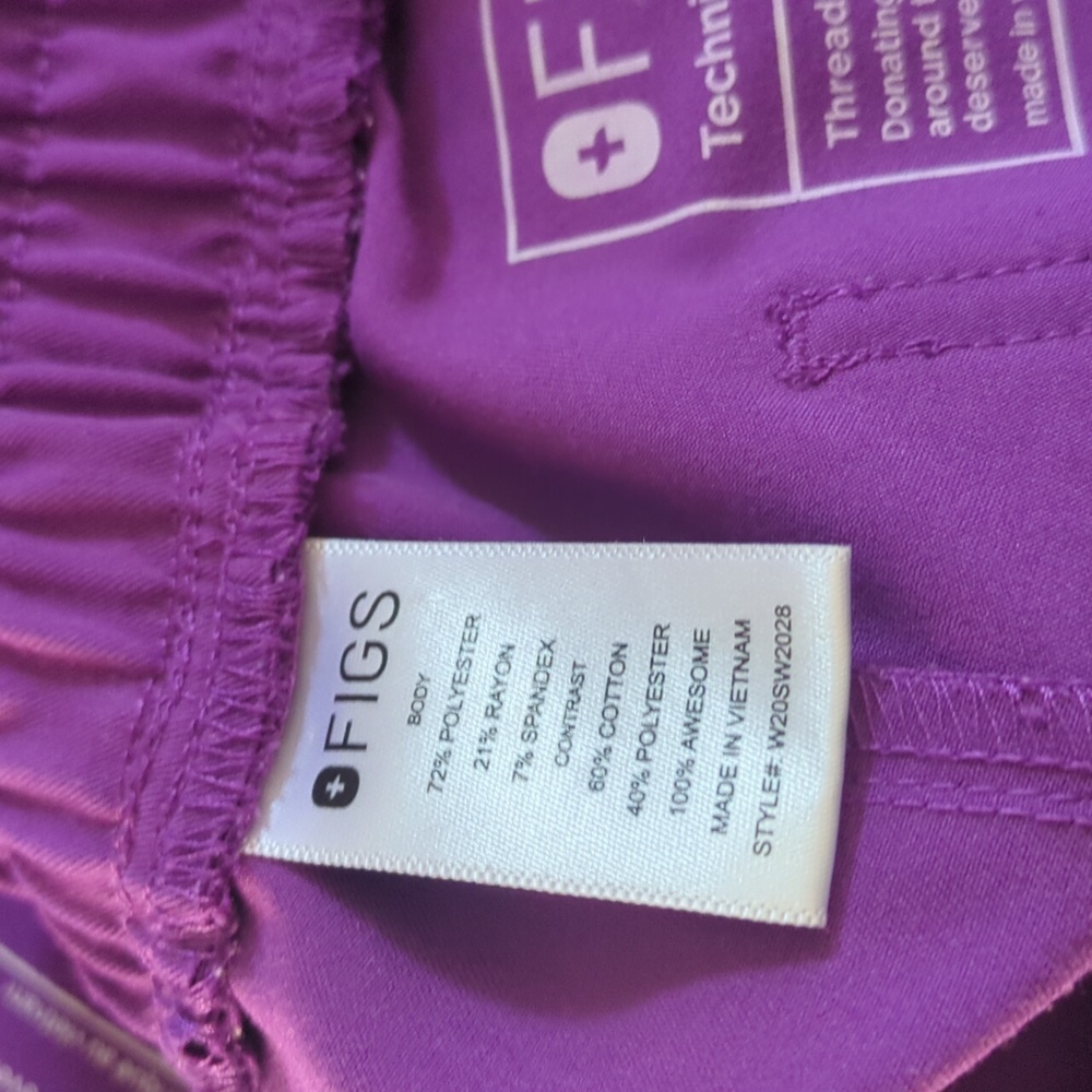 Figs Women's Scrub Set in Purple - Picture 4 of 4